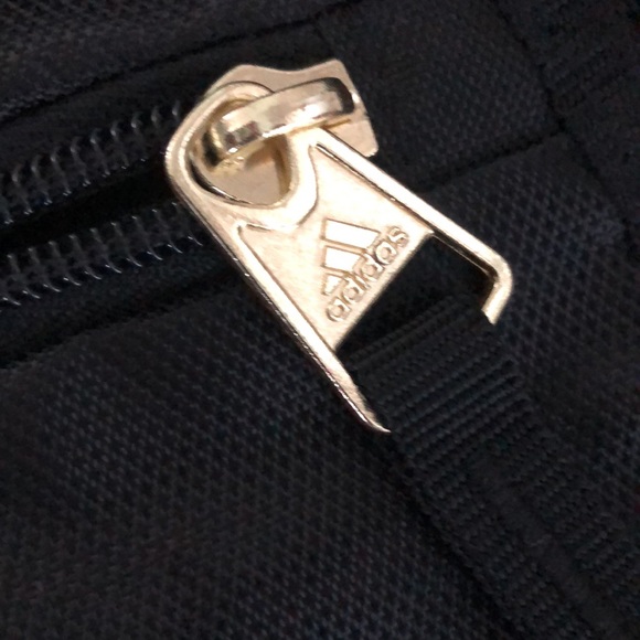 Adidas cinch bag - Picture 3 of 3